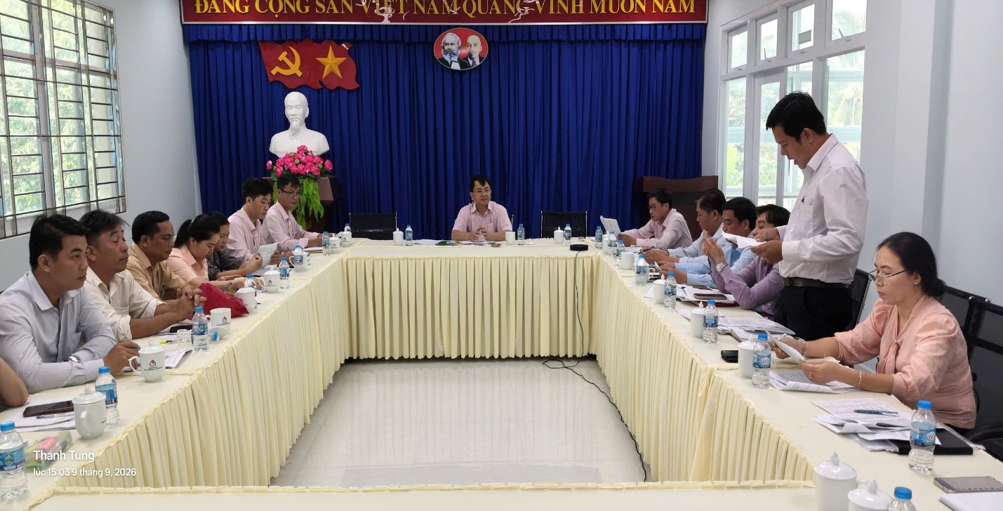 Chợ Lách chủ động chuẩn bị sắp xếp, củng cố Tổ Tiết kiệm và vay vốn theo Quyết định số 70/QĐ-HĐQT
